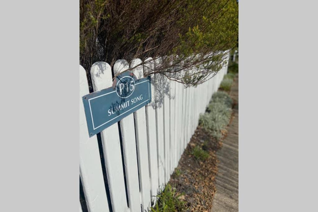 Summit Song - Thesen Island Knysna Exterior foto